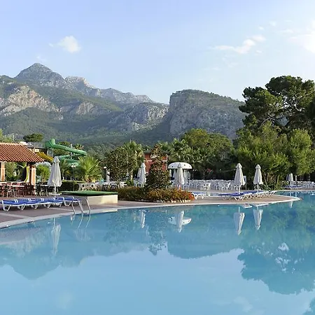 Semesteranläggning (resort) Sultan 4*