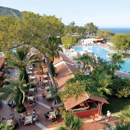 Sultan Resort 4*